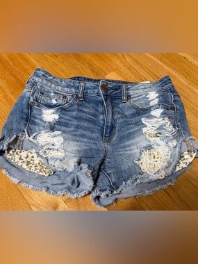 American Eagle women’s shorts
